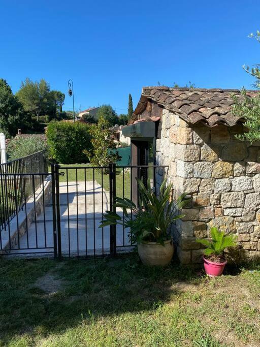 Jolie Appartement Avec Piscine La Roquette-sur-Siagne Buitenkant foto