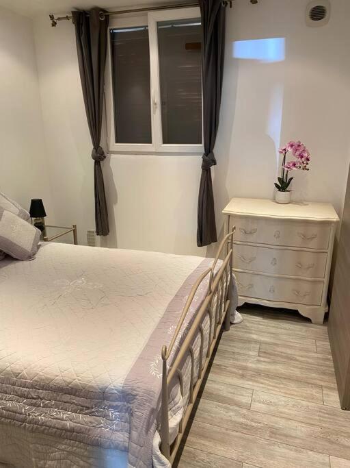 Jolie Appartement Avec Piscine La Roquette-sur-Siagne Buitenkant foto