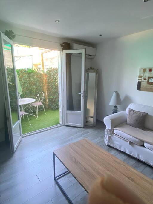 Jolie Appartement Avec Piscine La Roquette-sur-Siagne Buitenkant foto